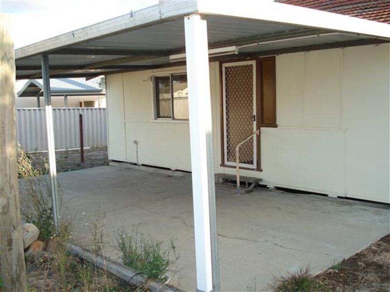 53 Adam Street, Katanning WA 6317