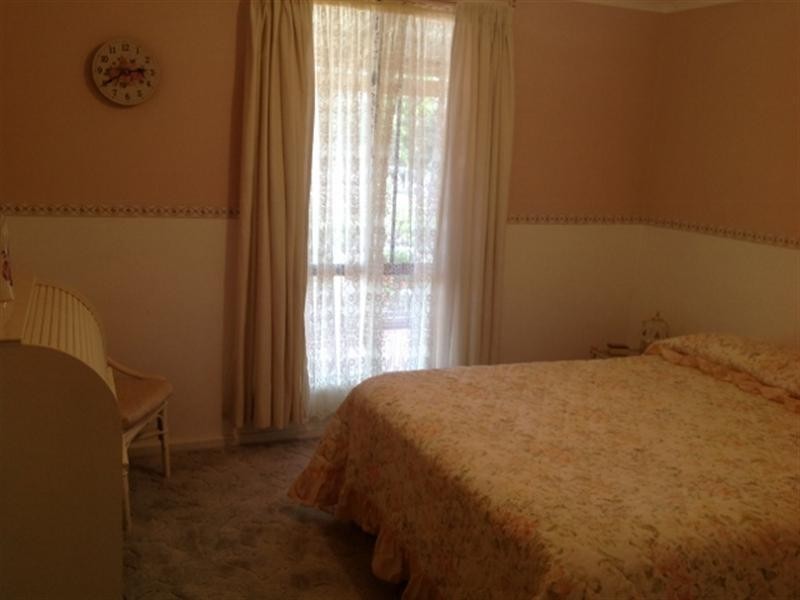 18 Shirley Street, Katanning WA 6317