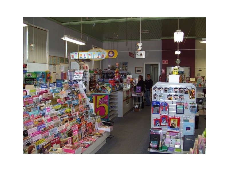 28 Absolon Street, Dumbleyung WA 6350