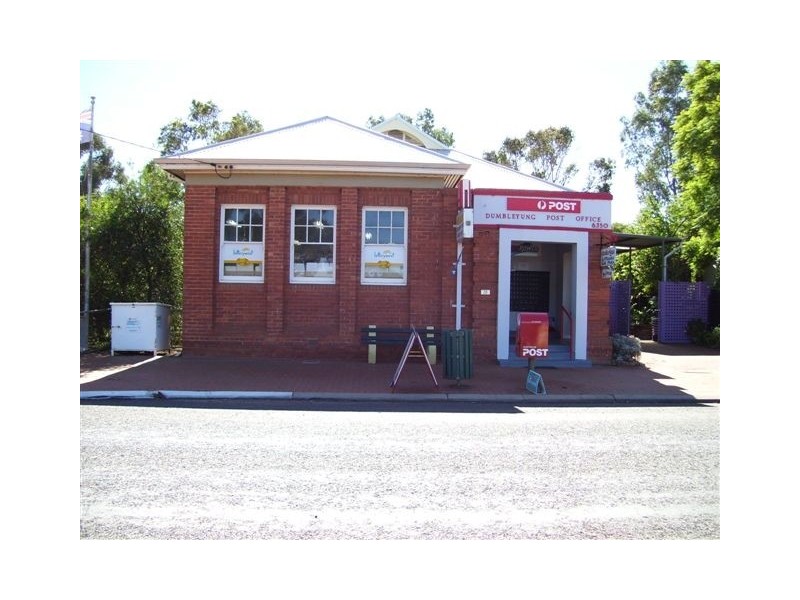 28 Absolon Street, Dumbleyung WA 6350