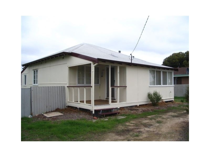4 Cobham Street, Katanning WA 6317