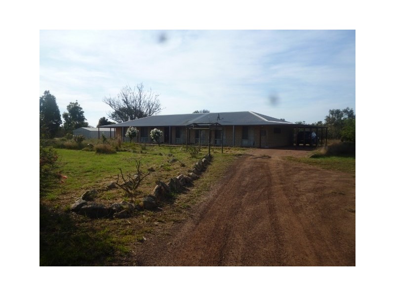 162 Blackwood Road, Kojonup WA 6395