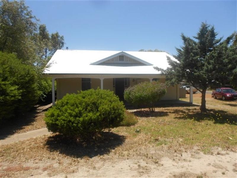 49 Daping Street, Katanning WA 6317