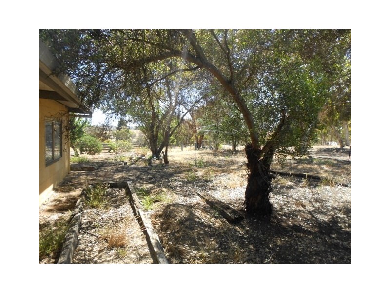 350 Station Street, Muradup WA 6394