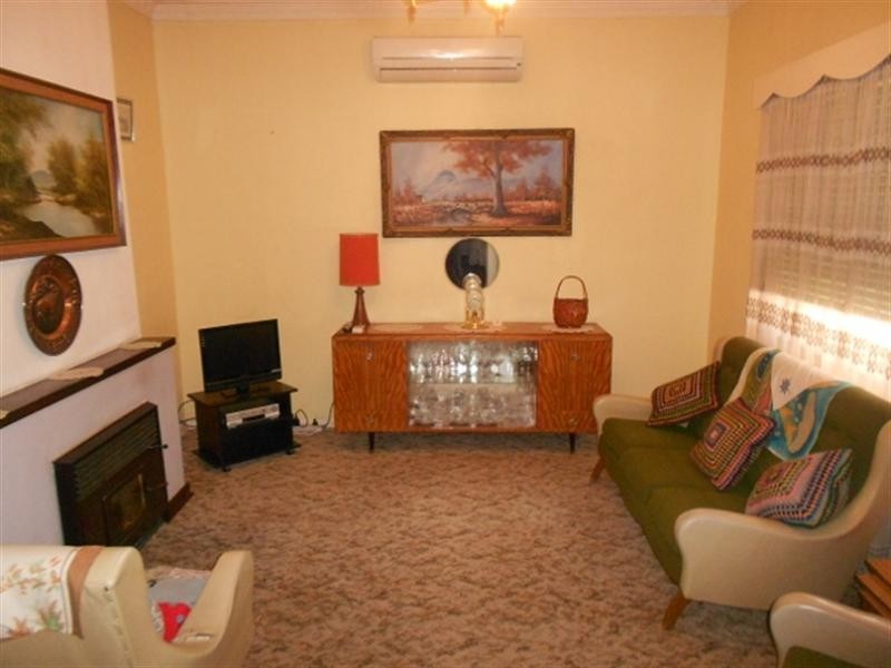 102 Adam Street, Katanning WA 6317