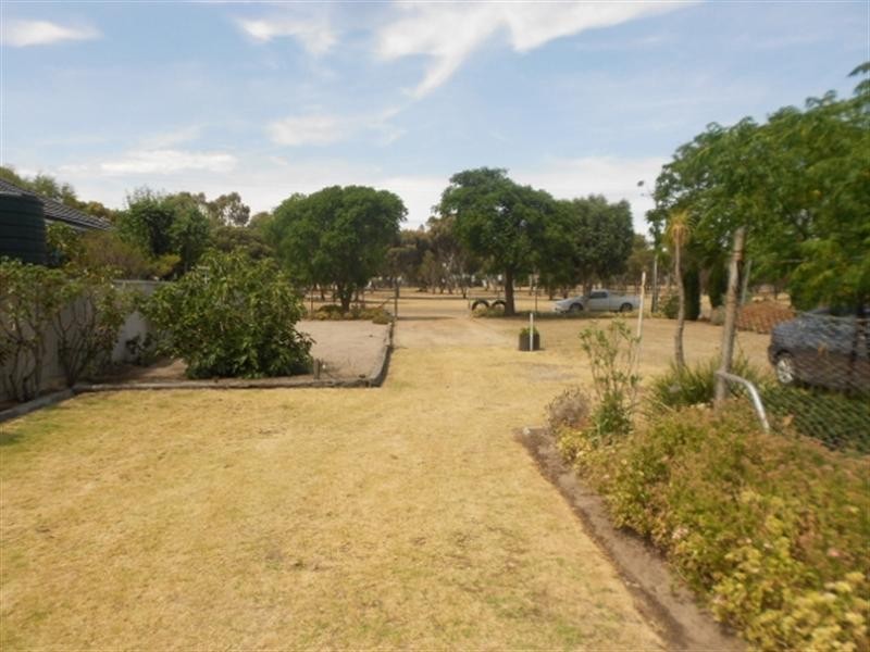 102 Adam Street, Katanning WA 6317