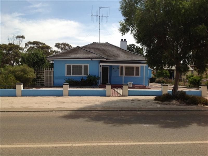 102 Adam Street, Katanning WA 6317