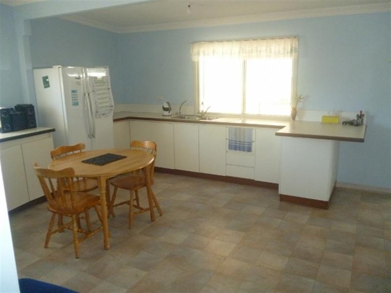 63 Bokarup Street, Katanning WA 6317