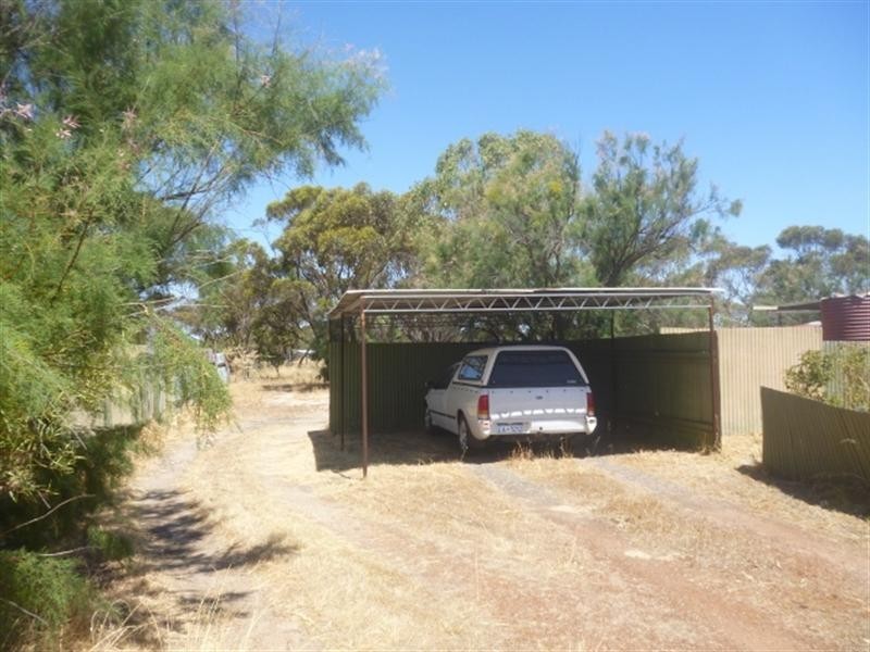 63 Bokarup Street, Katanning WA 6317