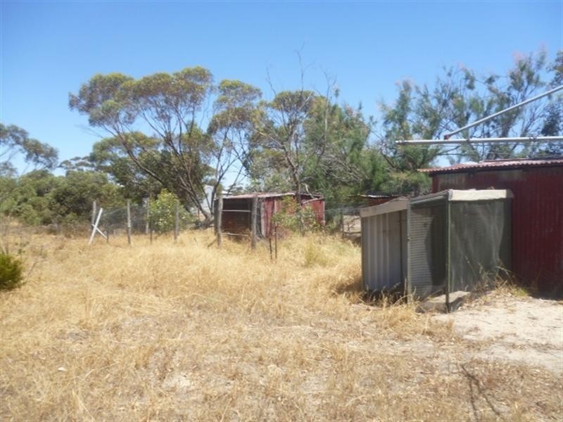 63 Bokarup Street, Katanning WA 6317