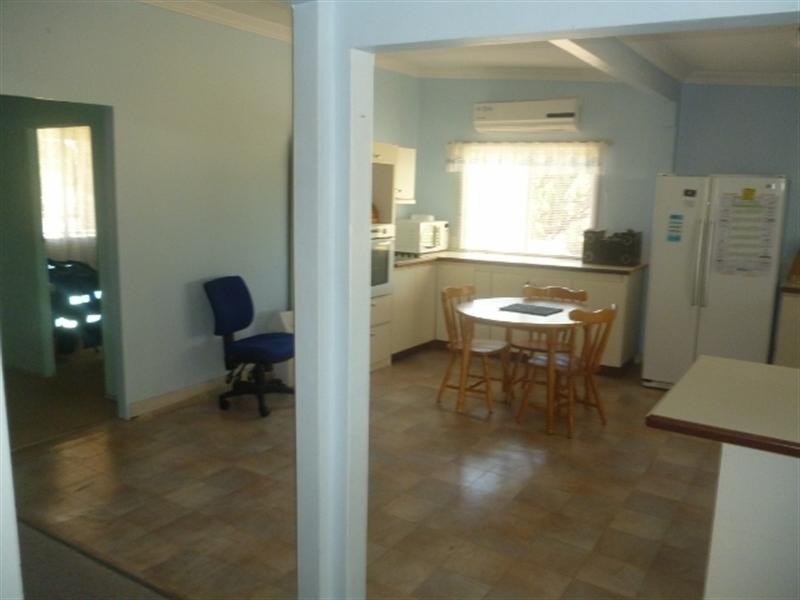 63 Bokarup Street, Katanning WA 6317