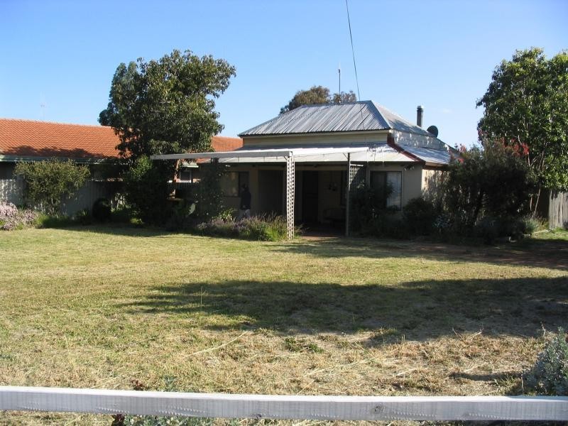 20 Blantyre Street, Katanning WA 6317