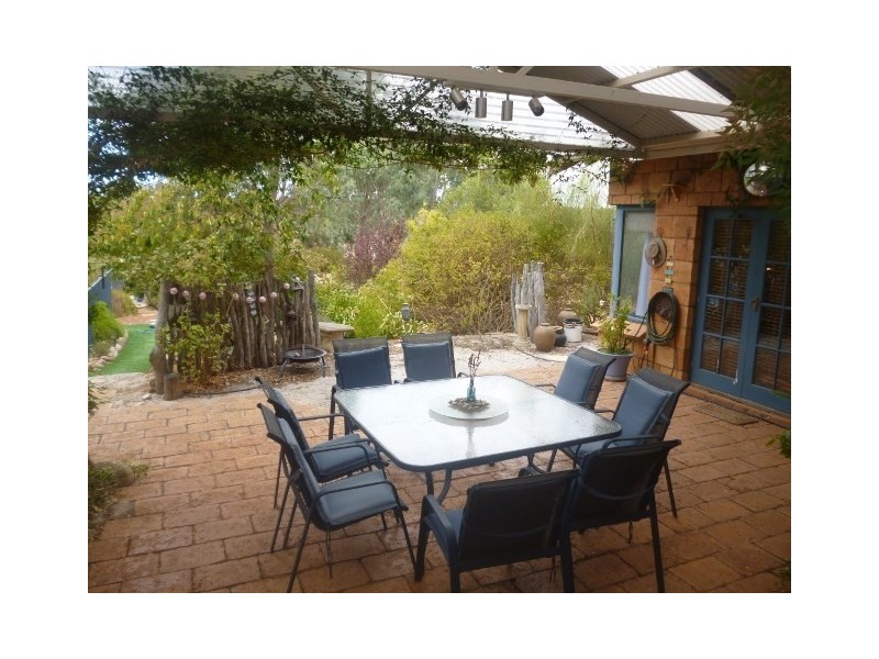 56 Katanning-Dumbleyung Road, Katanning WA 6317