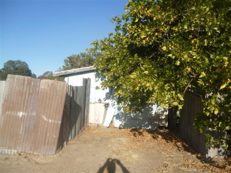 36 Hughes Street, Gnowangerup WA 6335