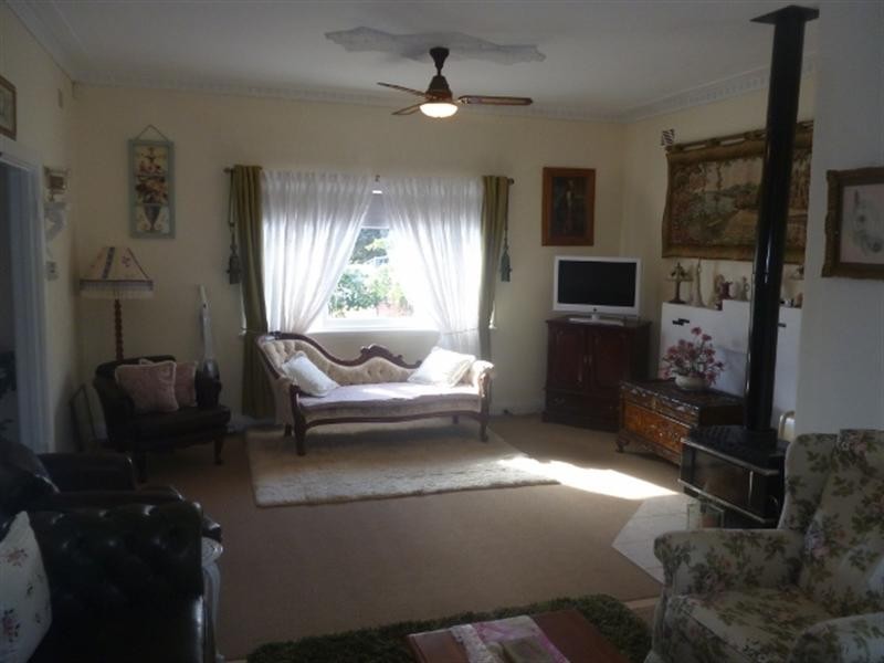 8 Forrest Street, Katanning WA 6317