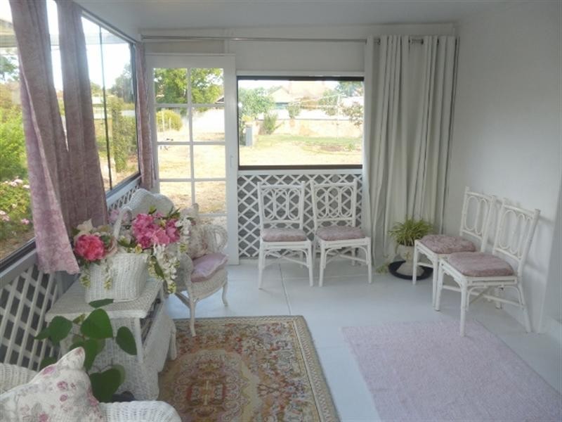 8 Forrest Street, Katanning WA 6317