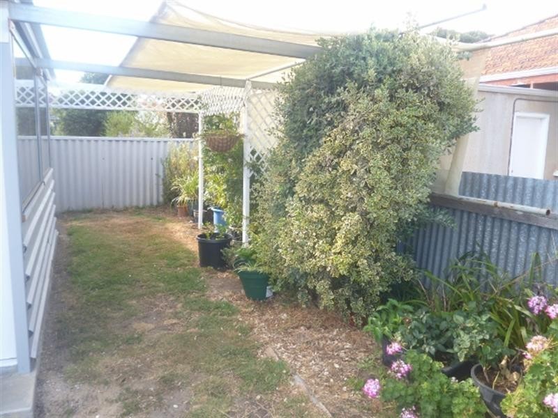 8 Forrest Street, Katanning WA 6317