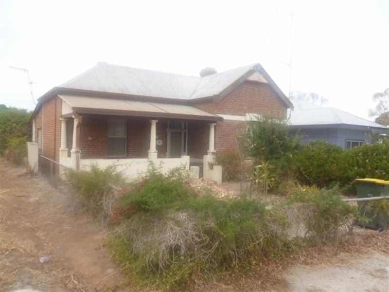 21 Albion Street, Katanning WA 6317
