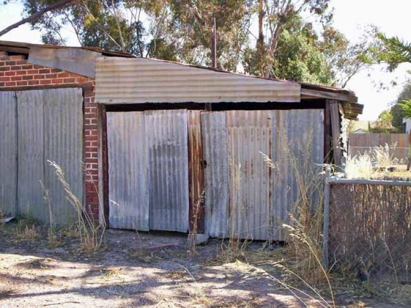 15 Bokurup Street, Katanning WA 6317