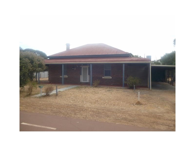 5 Harris Street, Katanning WA 6317