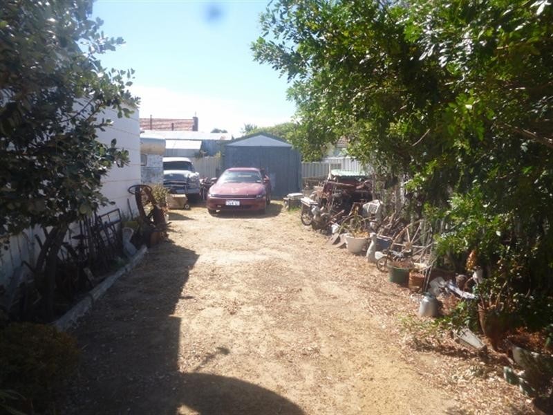 13 Bowden Terrace, Katanning WA 6317