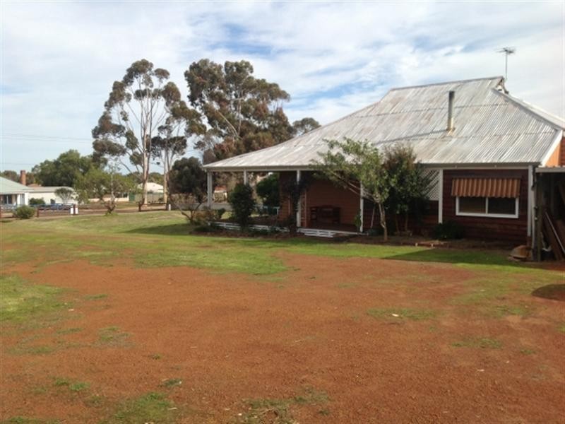 76-78 Taylor Street, Dumbleyung WA 6350