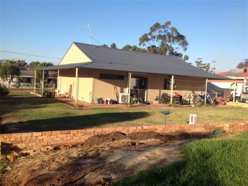 52 India Street, Broomehill WA 6318