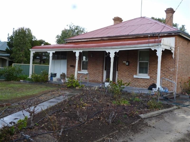 54 Daping Street, Katanning WA 6317