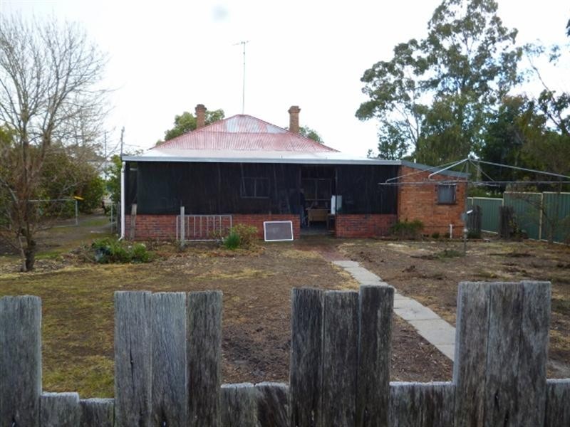 54 Daping Street, Katanning WA 6317