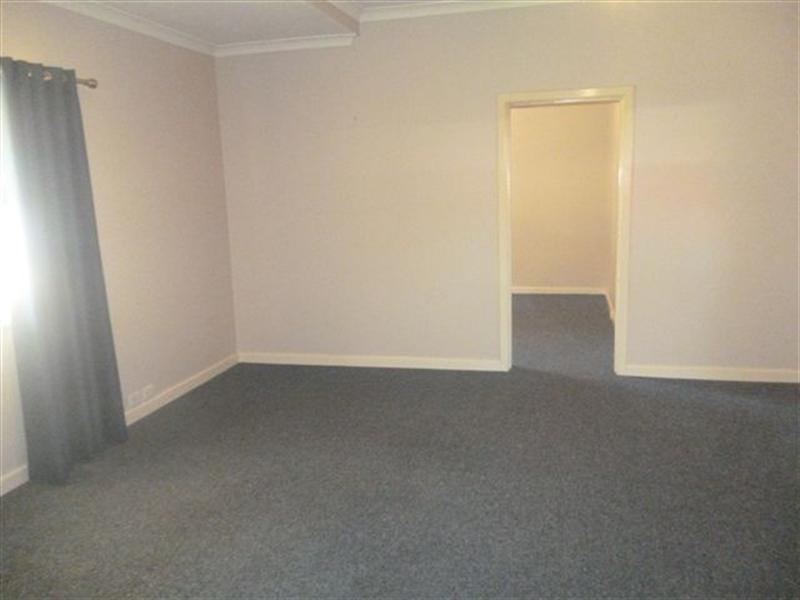 27 Conroy Street, Katanning WA 6317