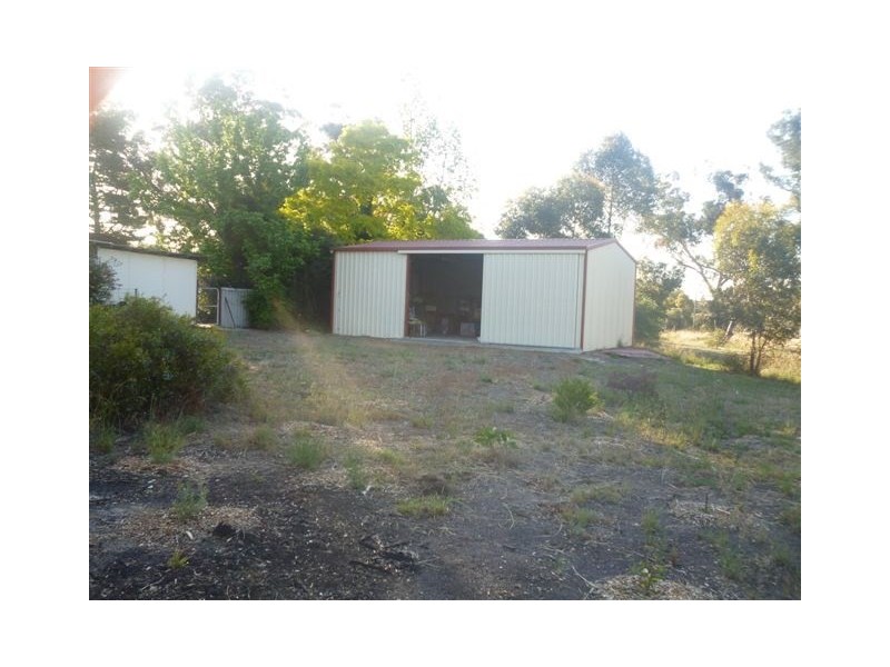 1 Janitor Street, Broomehill WA 6318