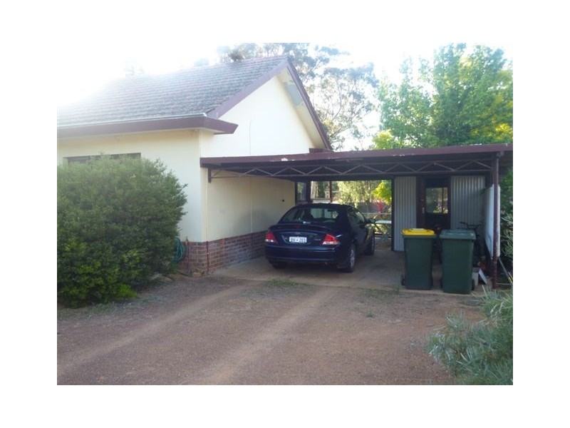 1 Janitor Street, Broomehill WA 6318