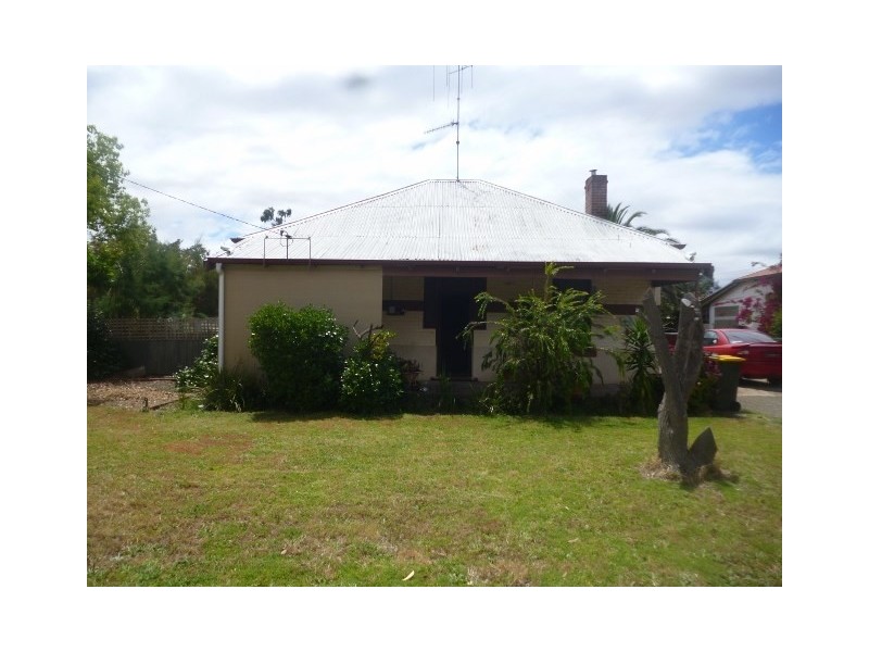 25 Piesse Street, Katanning WA 6317