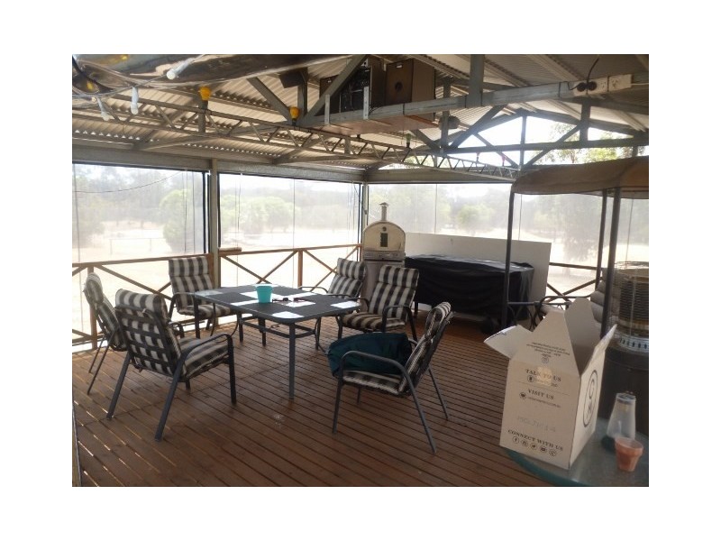 11 Treasure Road, Woodanilling WA 6316