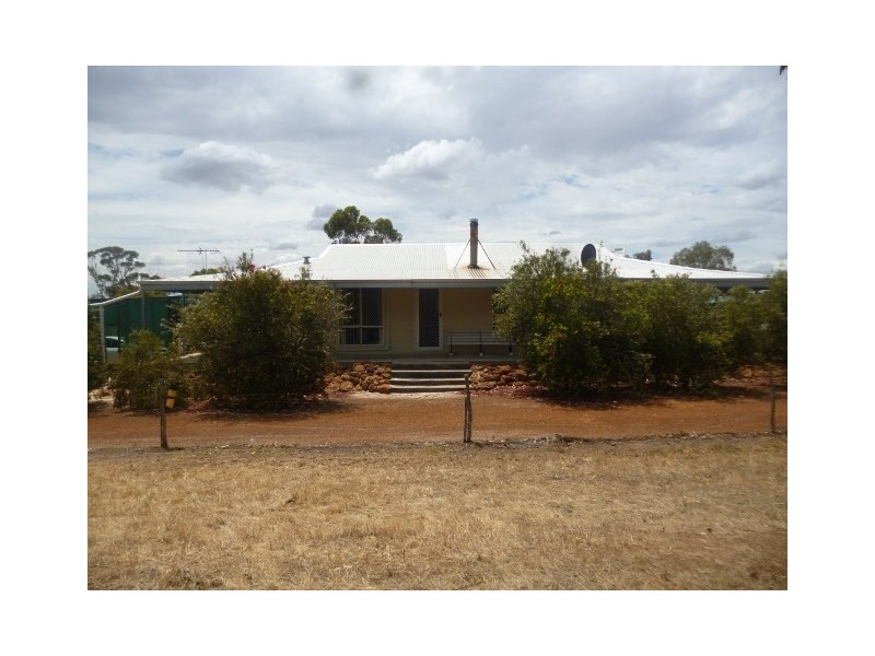 11 Treasure Road, Woodanilling WA 6316