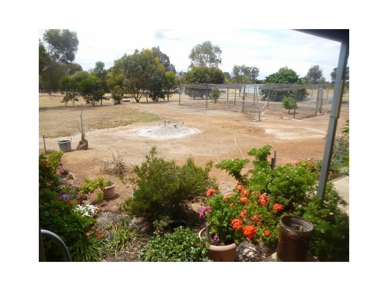 11 Treasure Road, Woodanilling WA 6316