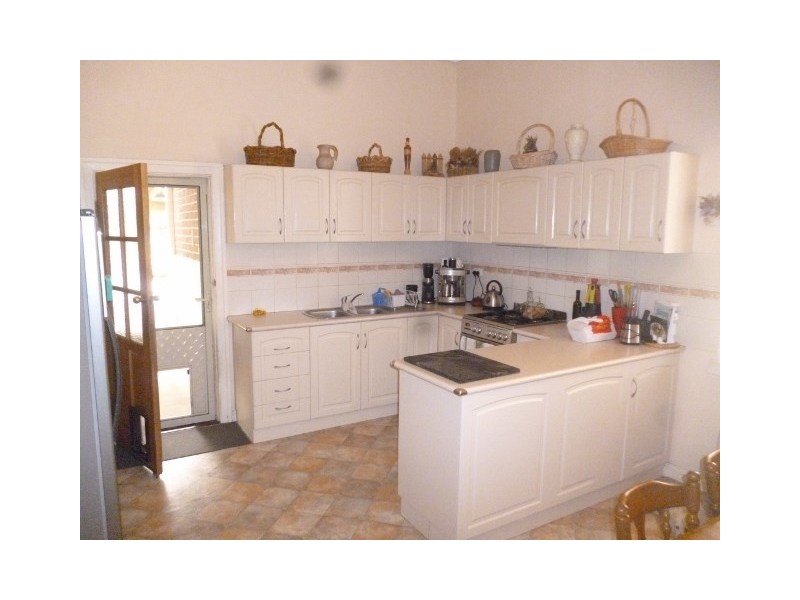 33 Adam Street, Katanning WA 6317