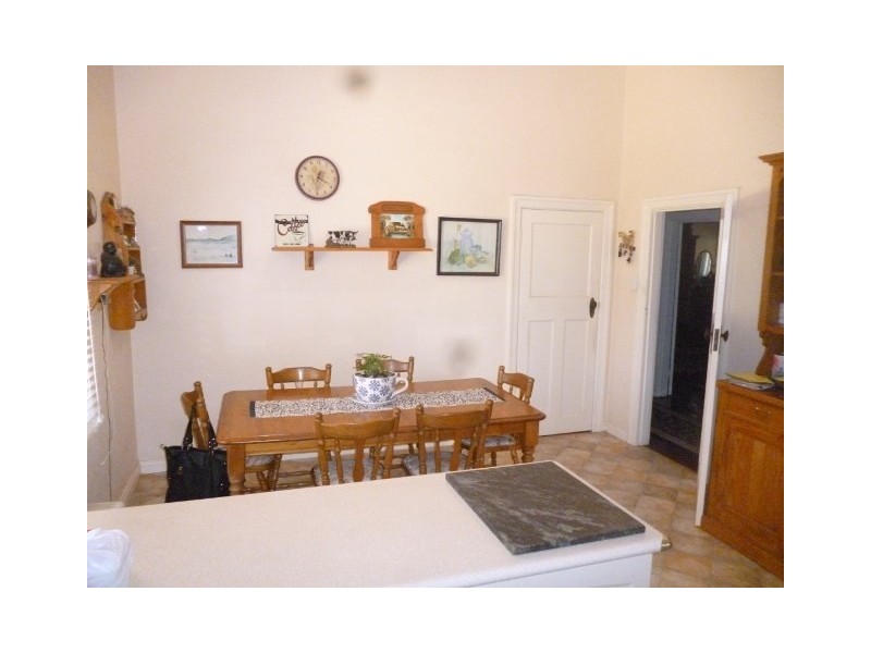 33 Adam Street, Katanning WA 6317