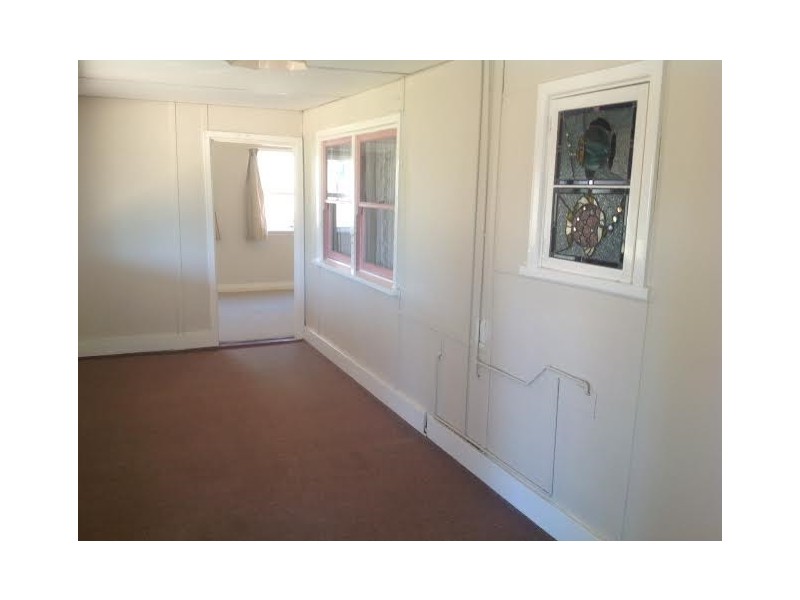 12 Pensioner Road, Kojonup WA 6395