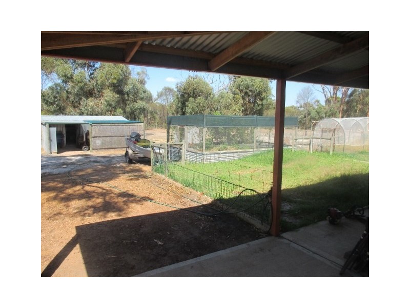 11 Carlton Street, Woodanilling WA 6316