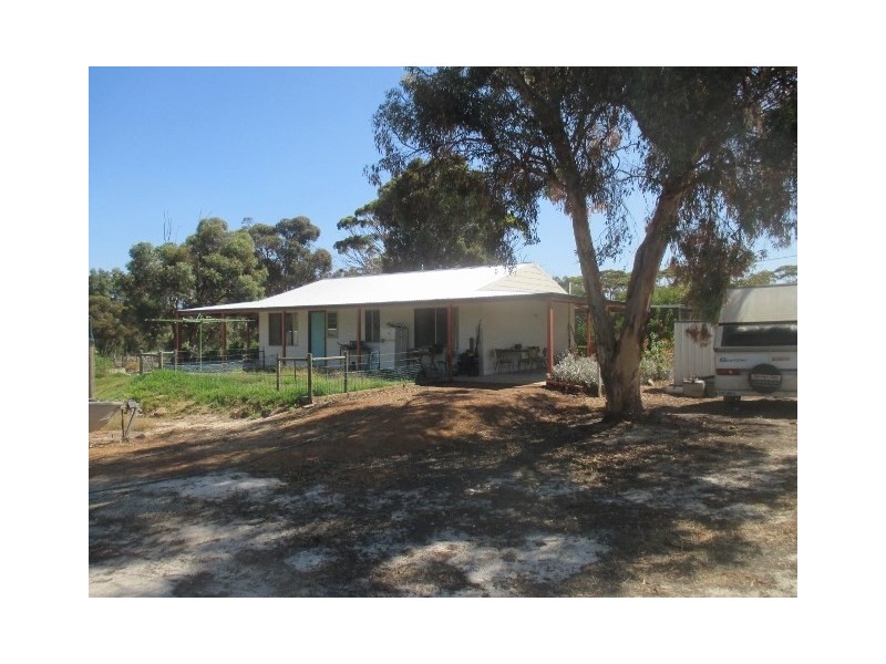 11 Carlton Street, Woodanilling WA 6316