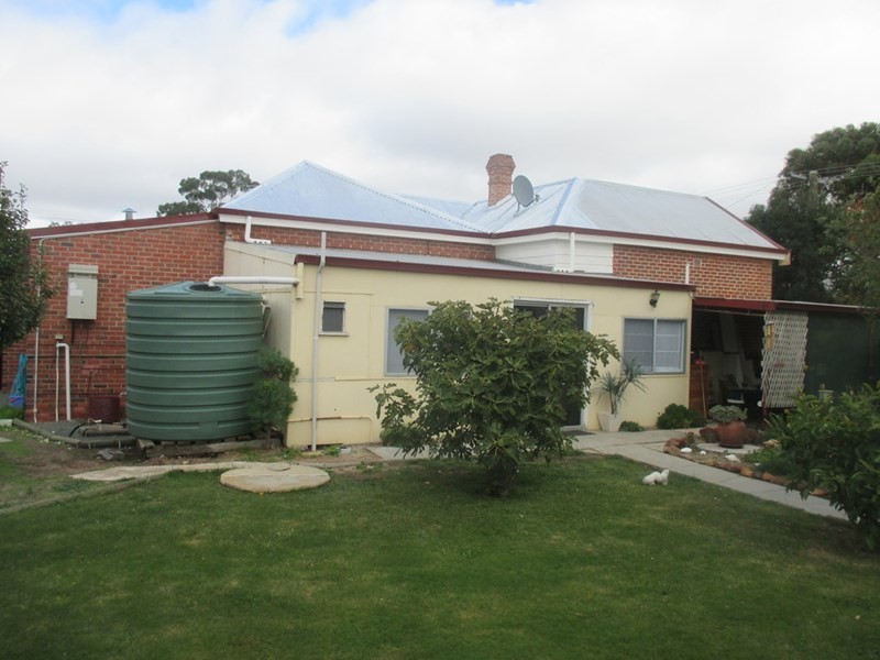 27 Johnston Street, Wagin WA 6315