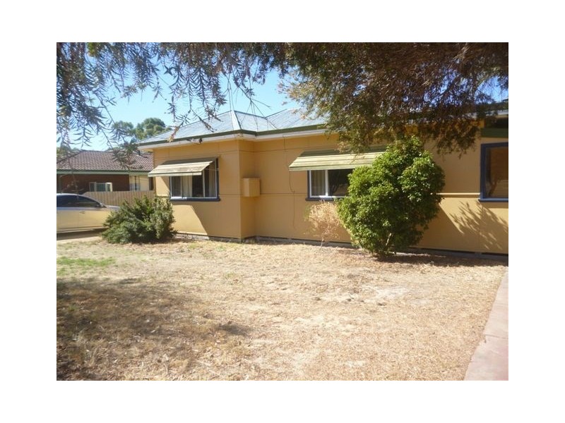 27 Conroy Street, Katanning WA 6317