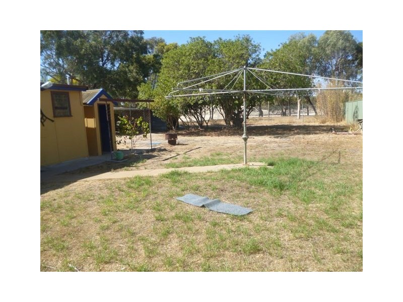 27 Conroy Street, Katanning WA 6317