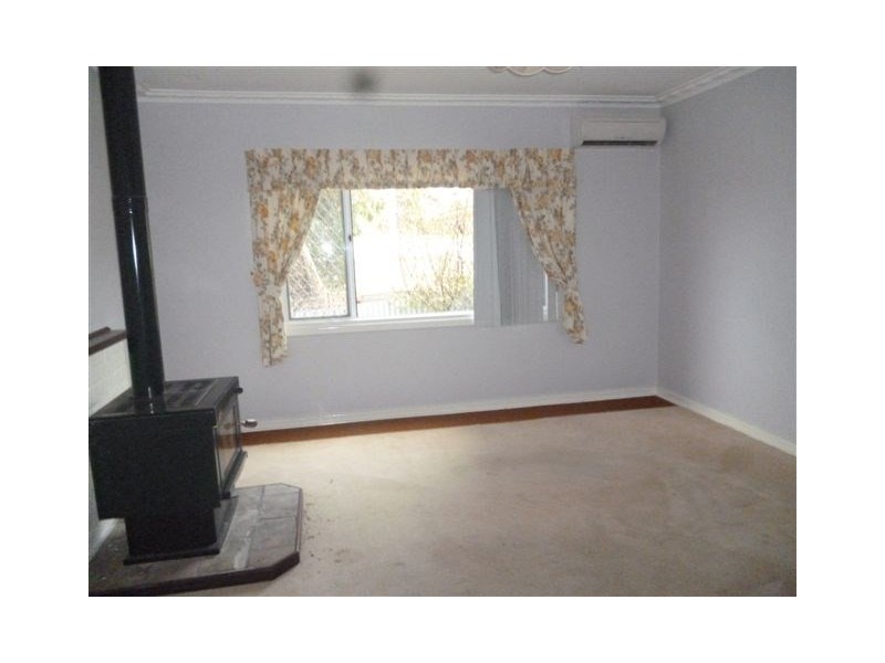 13 House Street, Gnowangerup WA 6335