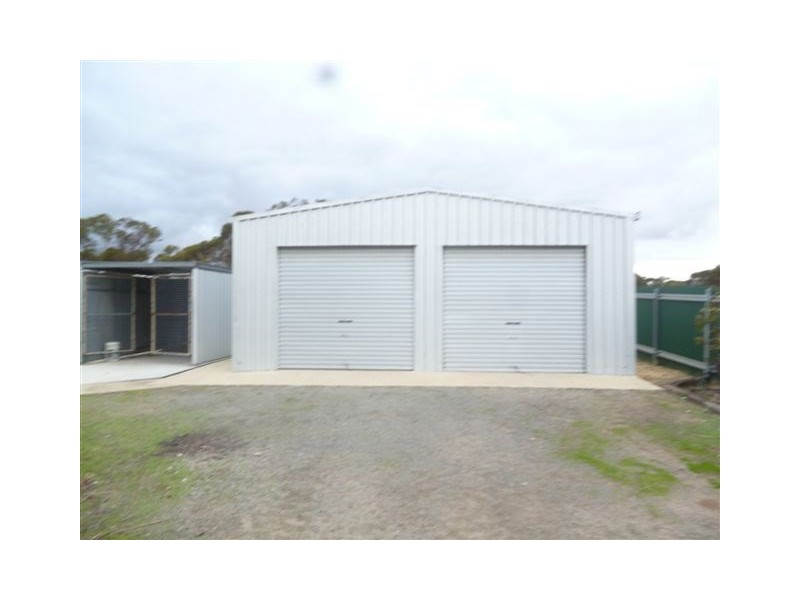 13 House Street, Gnowangerup WA 6335