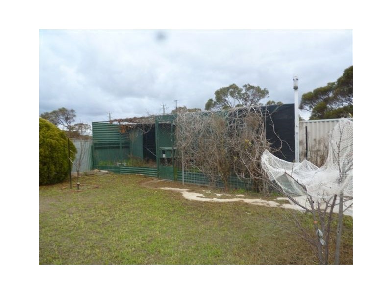 13 House Street, Gnowangerup WA 6335