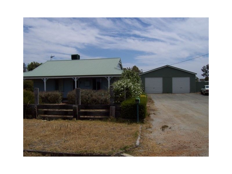 100 Dijon Street, Katanning WA 6317