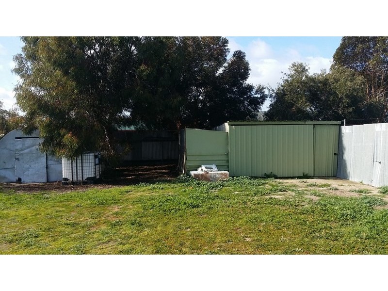 2 House Street, Gnowangerup WA 6335