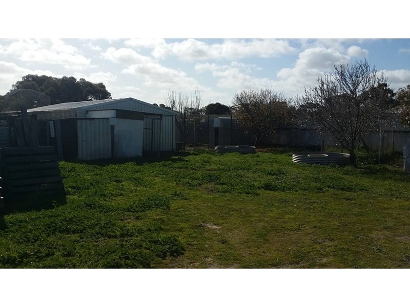 2 House Street, Gnowangerup WA 6335